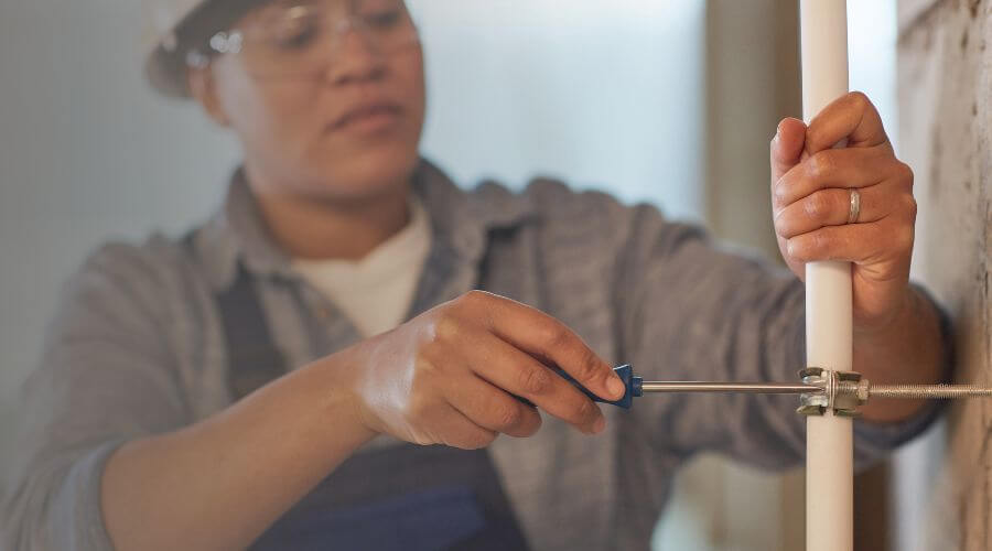Professional expert plumbing services in Salineno, TX